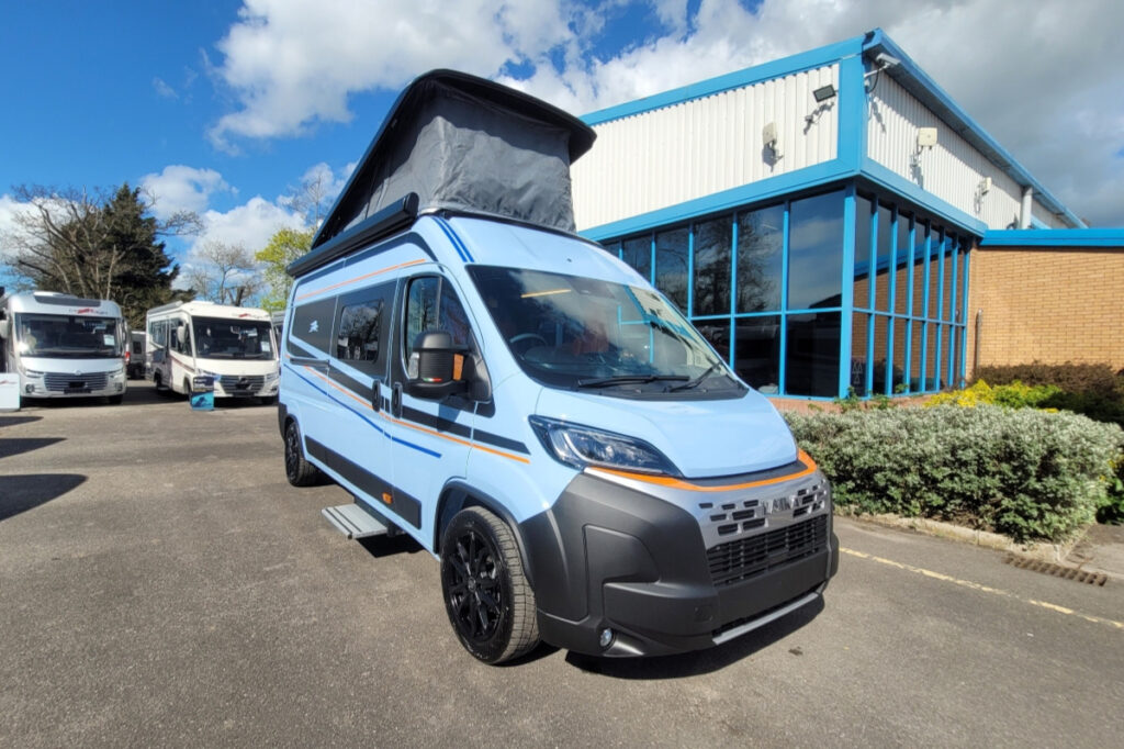 2689E7E_01-Laika-KosmoSupremo-AzzurroCapri-SMC29527.jpg