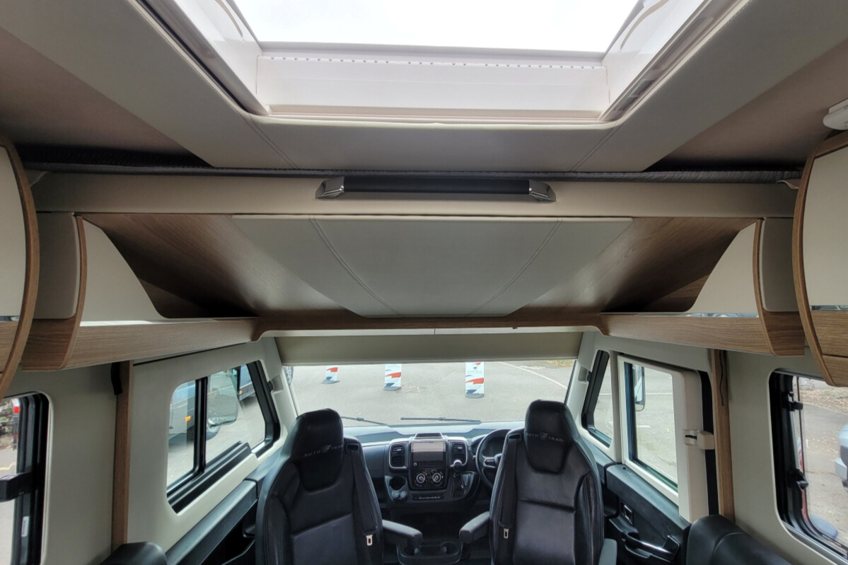 26D857A 16 Autotrail GF80 DU24UCW