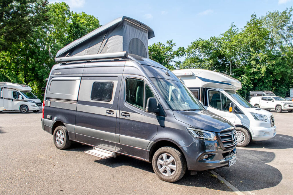 6DC2B2_01-2021-hymer-GrandCanyonS-FT21EDF.jpg