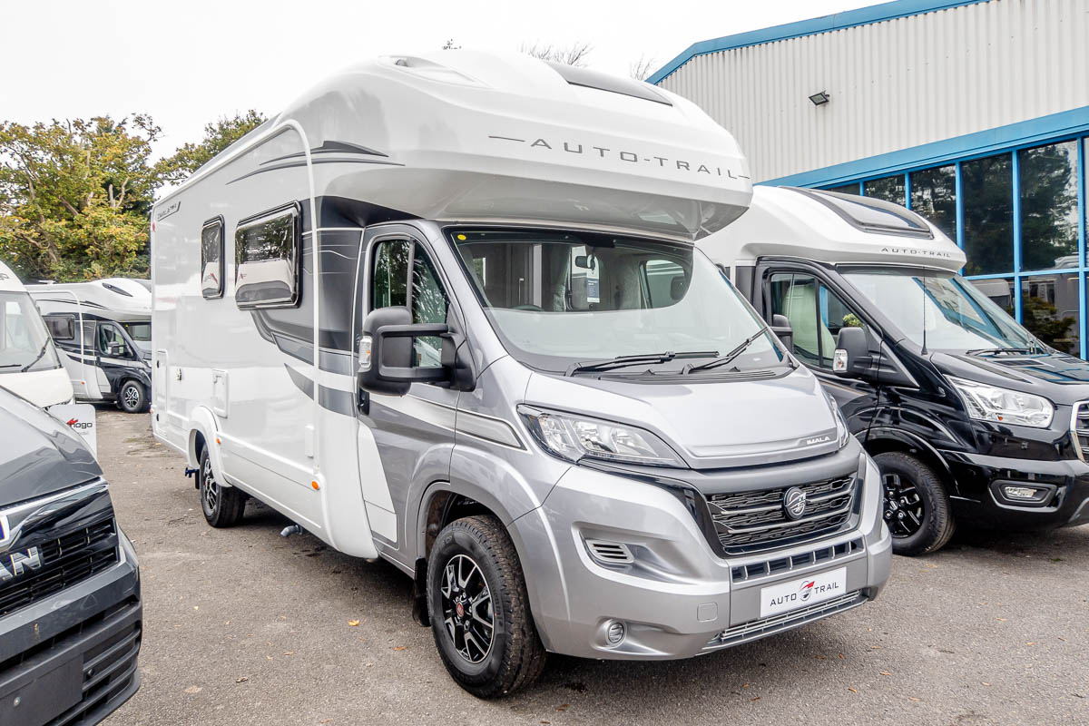 1612BEE 01 2024 Autotrail Imala736G ZFA25000002Z25537