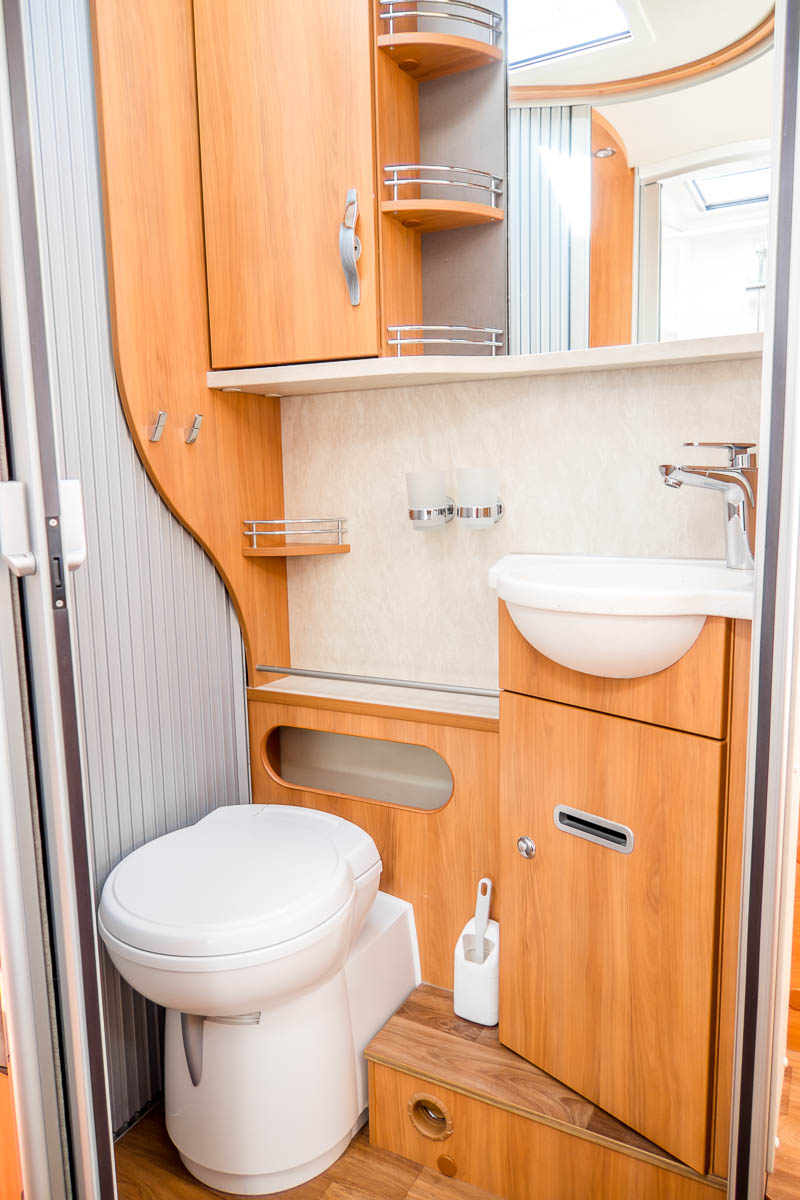 746F5A 26 2016 Hymer T698CL WX66AYT
