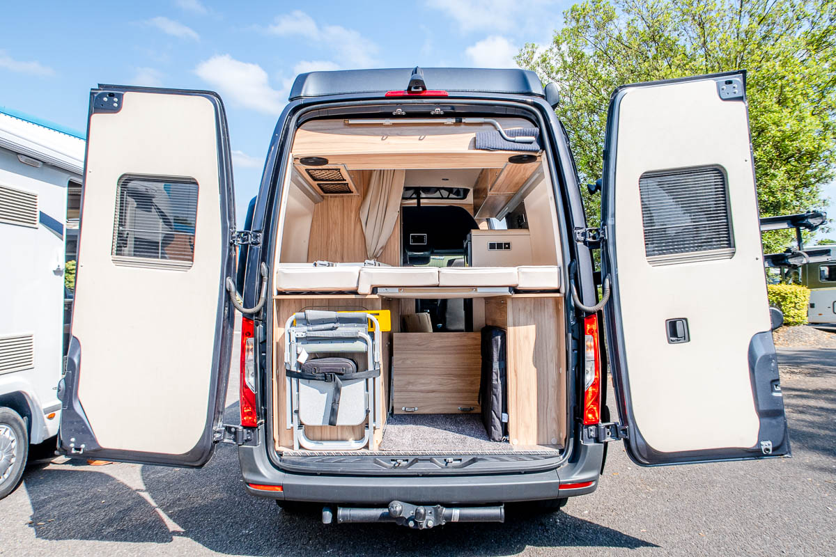 6DC2B2 11 2021 Hymer GrandCanyonS FT21EDF