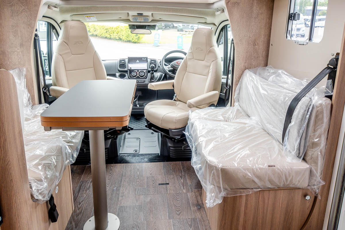 6D3712 08 2024 Laika EcovipL4012DS ZFA25000002Y65023