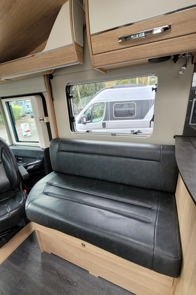26D857A 13 Autotrail GF80 DU24UCW