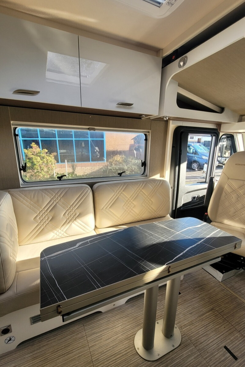29490E6 15 Burstner EleganceI920G WR73VSY