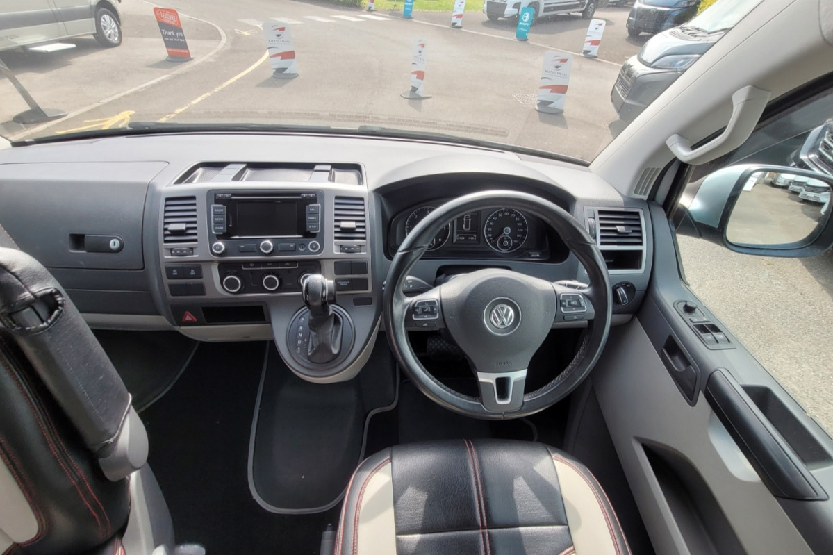 77C76E 07 Volkswagen Uberbus T5VCG