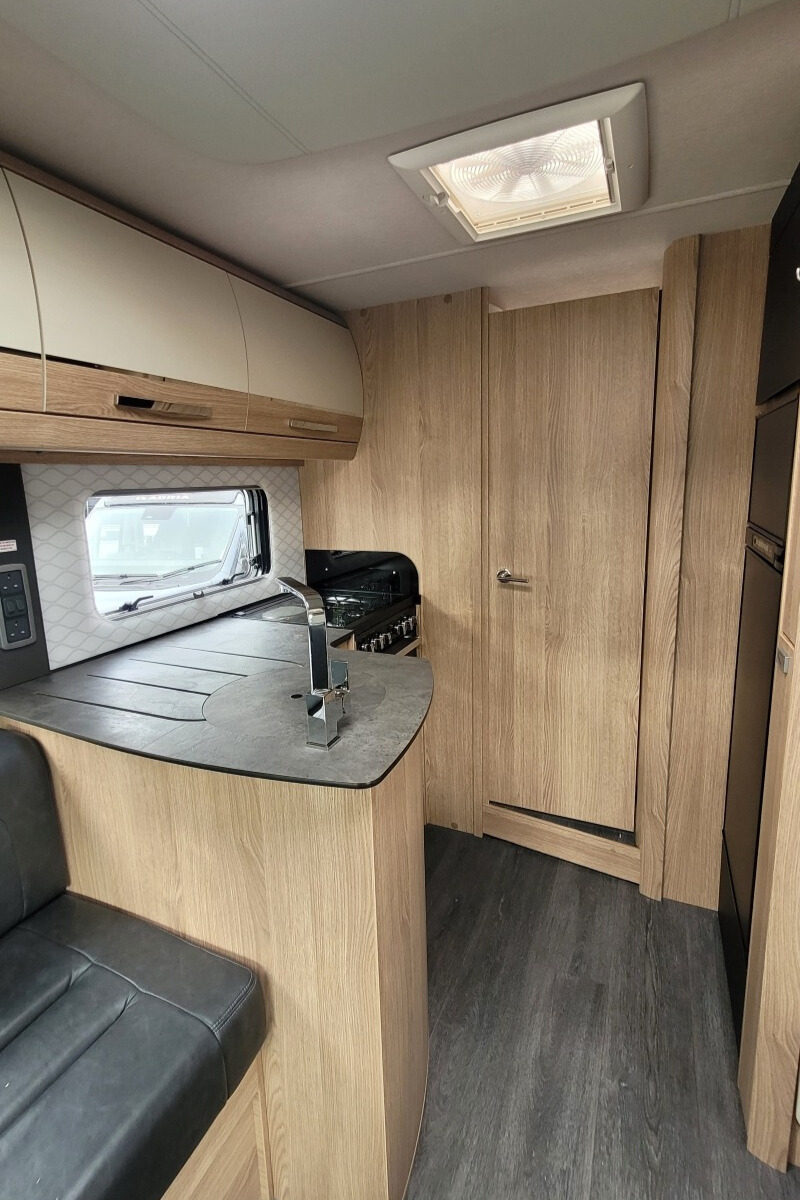 26D857A 22 Autotrail GF80 DU24UCW