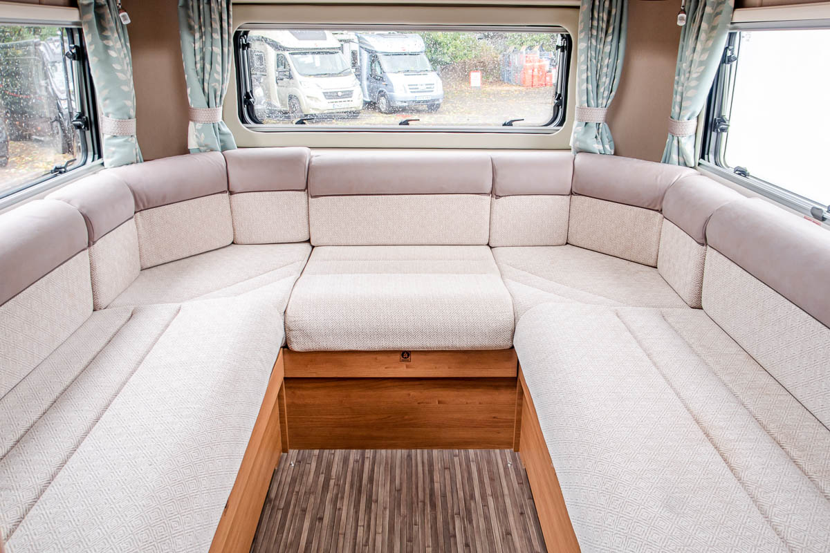 129A66E 21 2022 Autotrail Scout AE71EPV