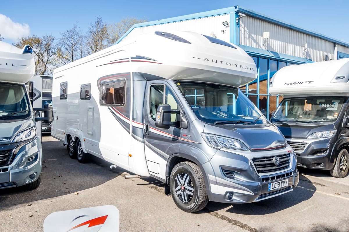 738C76 01 2019 Autotrail Comanche LC19YVV