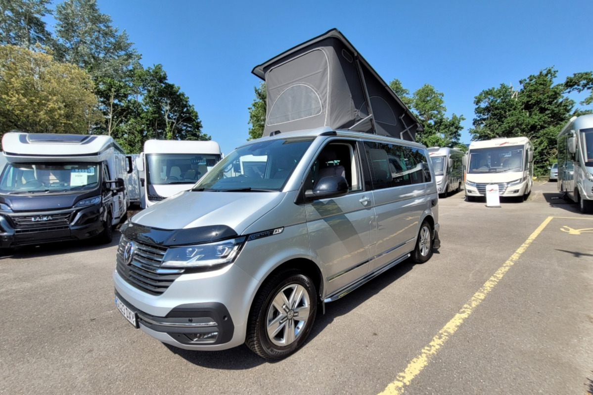 781946 09 Volkswagen CaliforniaOcean GU23DXV