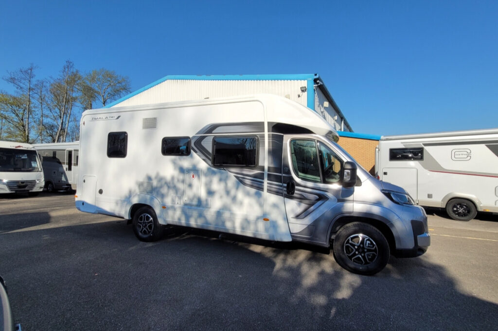 29617D2 02 Autotrail Imala730 SMC19027