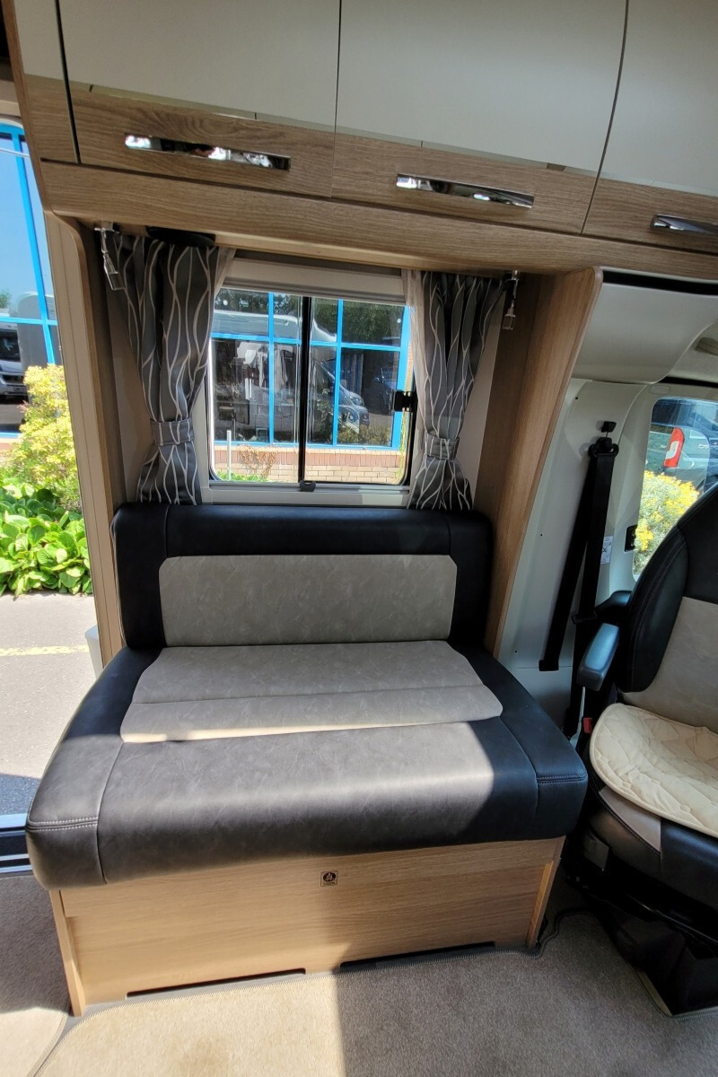 1F71202 17 Autotrail Delaware WJ24VGM