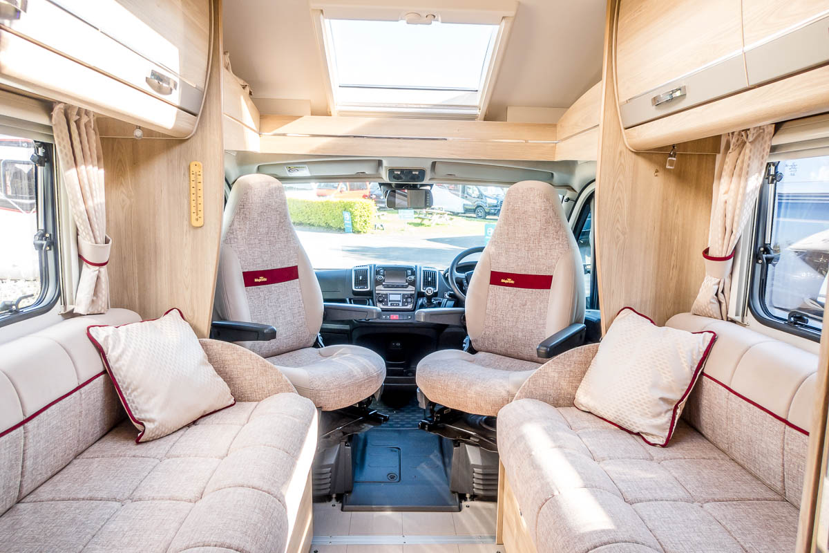 73F436 08 2019 Elddis Majestic115 PO69EHL
