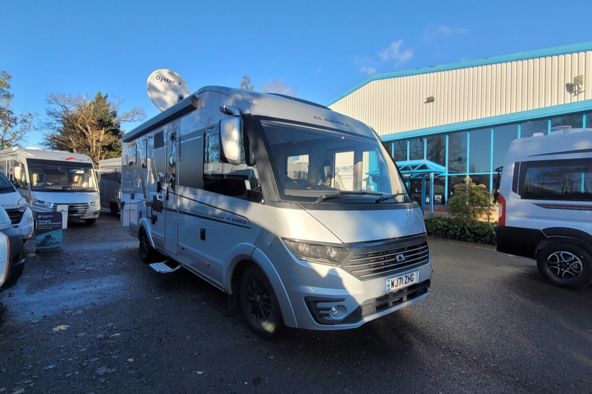 28930E2 01 Adria SonicSupreme710SL WJ71ZHG