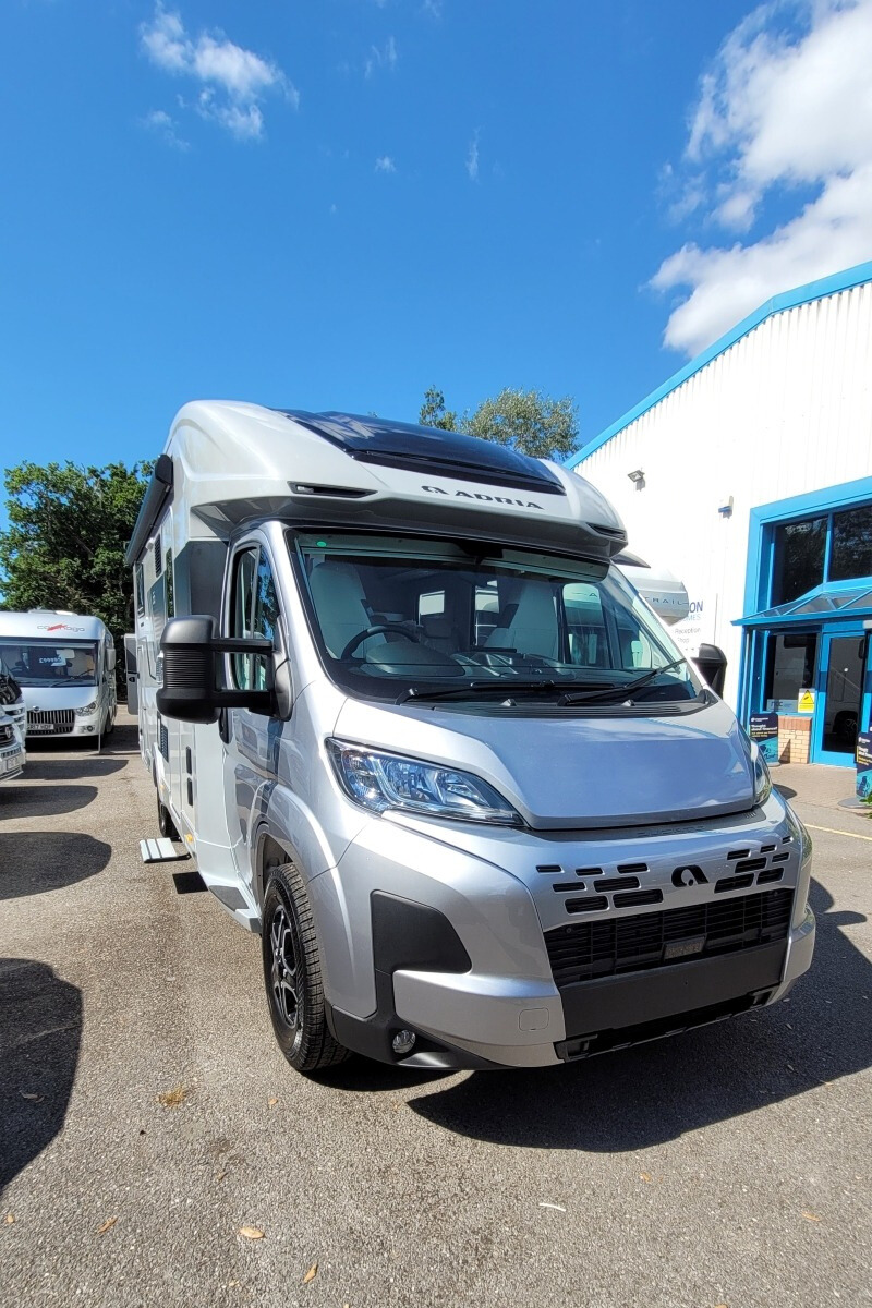 73CA7A 08 Adria Matrix670SL60th SMB08066