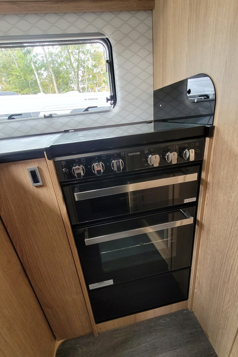 26D857A 20 Autotrail GF80 DU24UCW