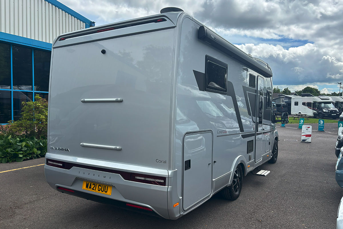 22D983A 02 2021 Adria Coral Supreme 670 DC 