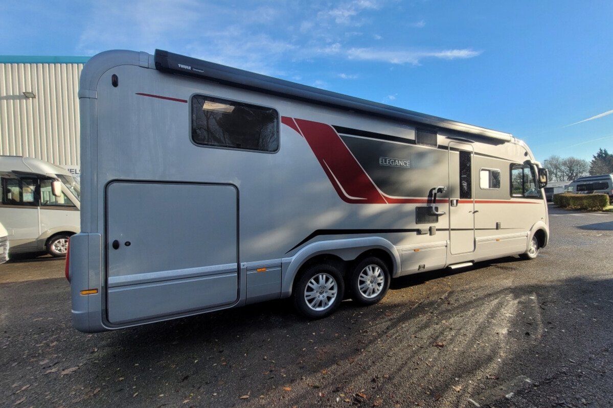 29490E6 04 Burstner EleganceI920G WR73VSY