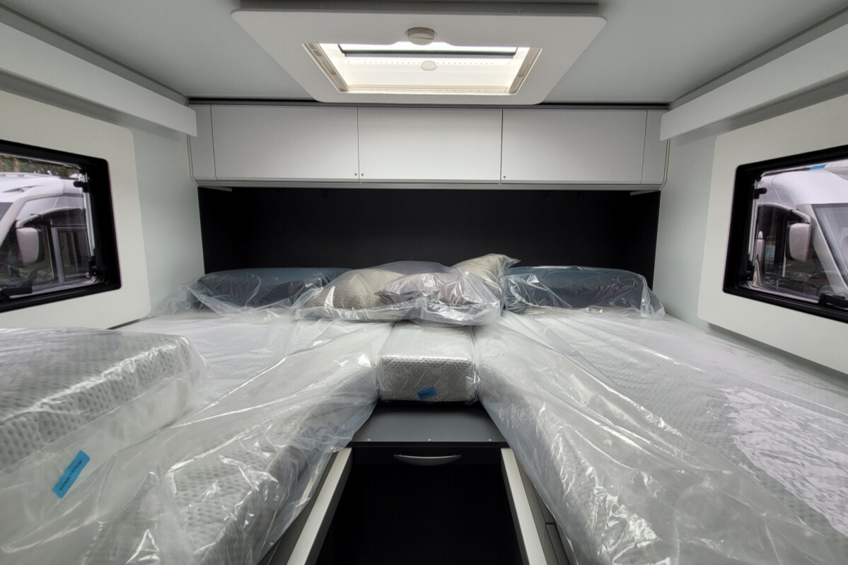 733302 31 Adria CompactMaxDL S9058201
