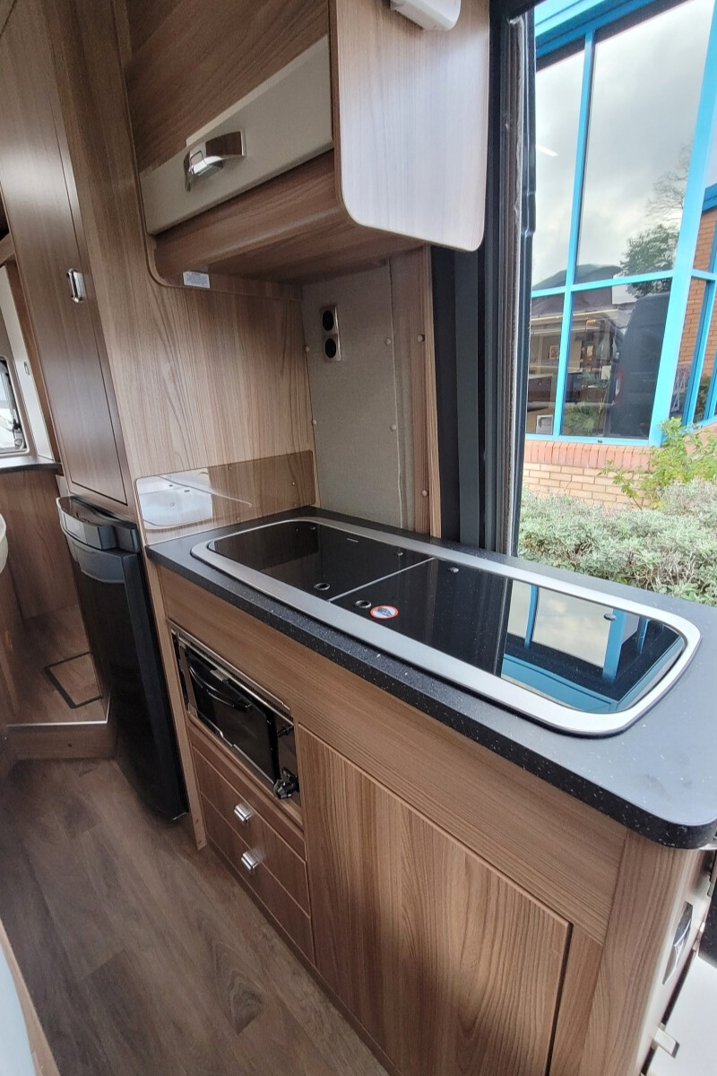 76C31A 17 Swift Select164 WJ23XSX