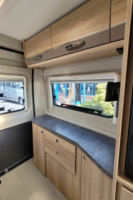 781F96 20 Elddis CV60Vogue DK70DSY