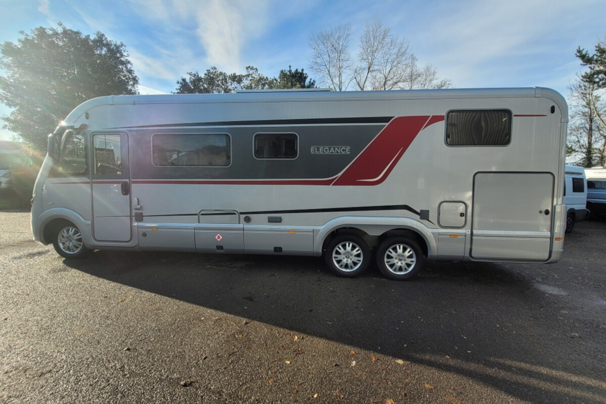 29490E6 06 Burstner EleganceI920G WR73VSY
