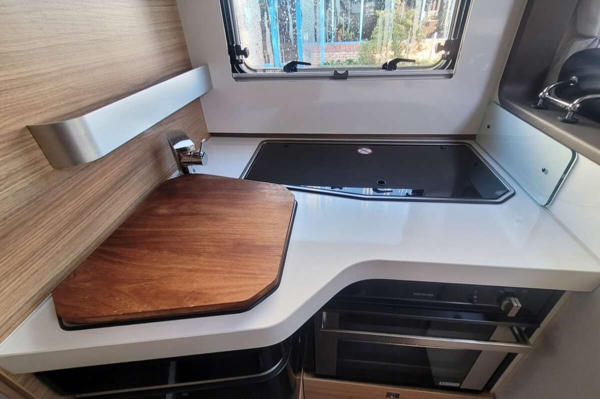 28930E2 20 Adria SonicSupreme710SL WJ71ZHG