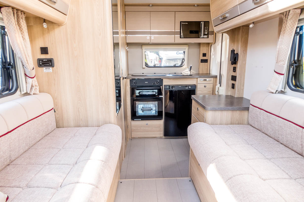 73F436 11 2019 Elddis Majestic115 PO69EHL