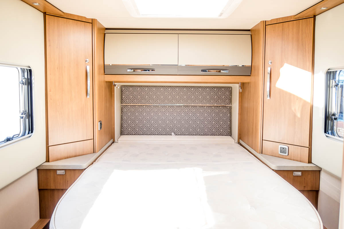 738C76 20 2019 Autotrail Comanche LC19YVV