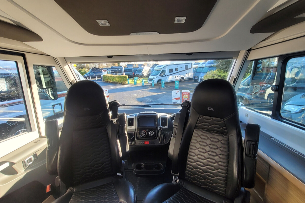 28930E2 10 Adria SonicSupreme710SL WJ71ZHG