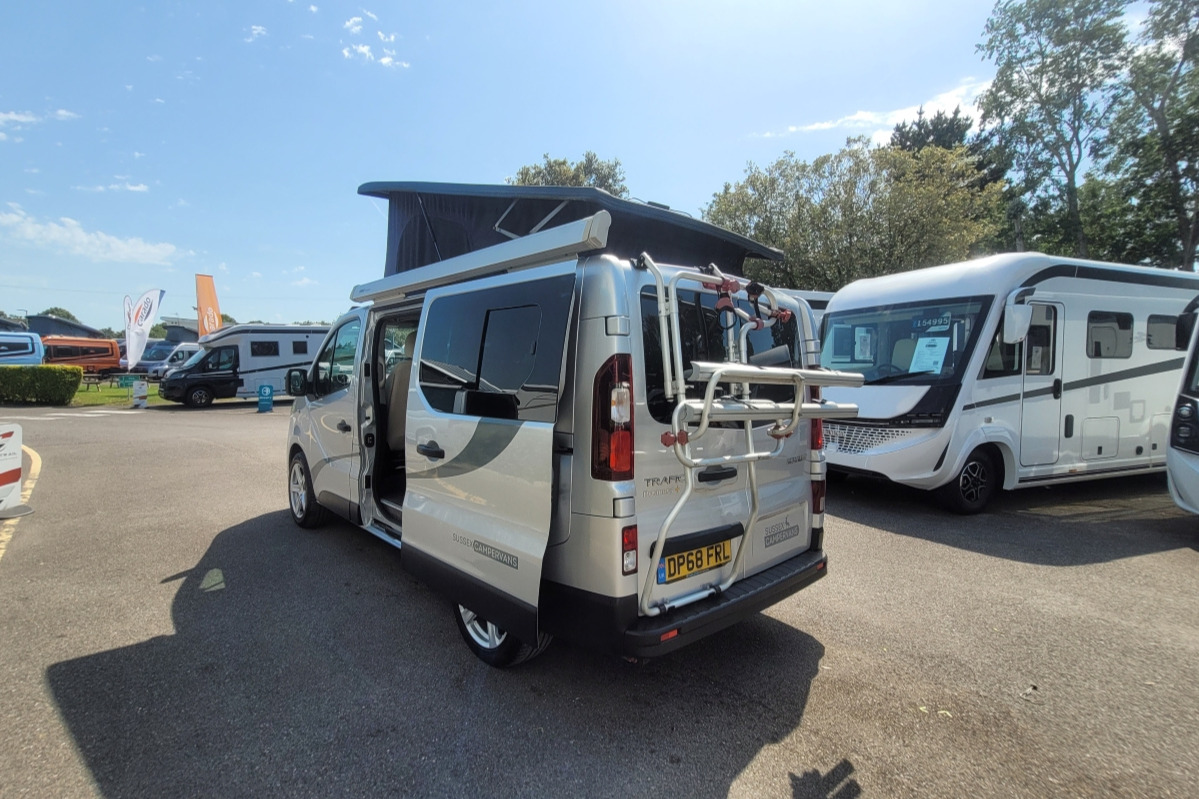 7795C6 05 Sussex Campervans DP68FRL