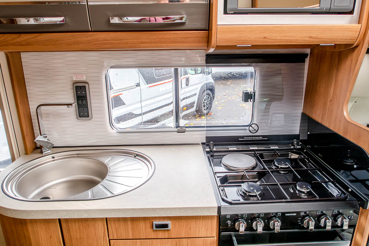 129A66E 17 2022 Autotrail Scout AE71EPV