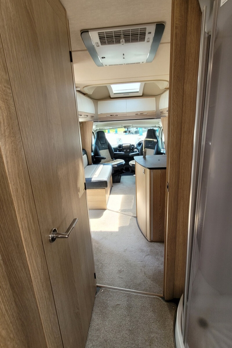 1F71202 30 Autotrail Delaware WJ24VGM