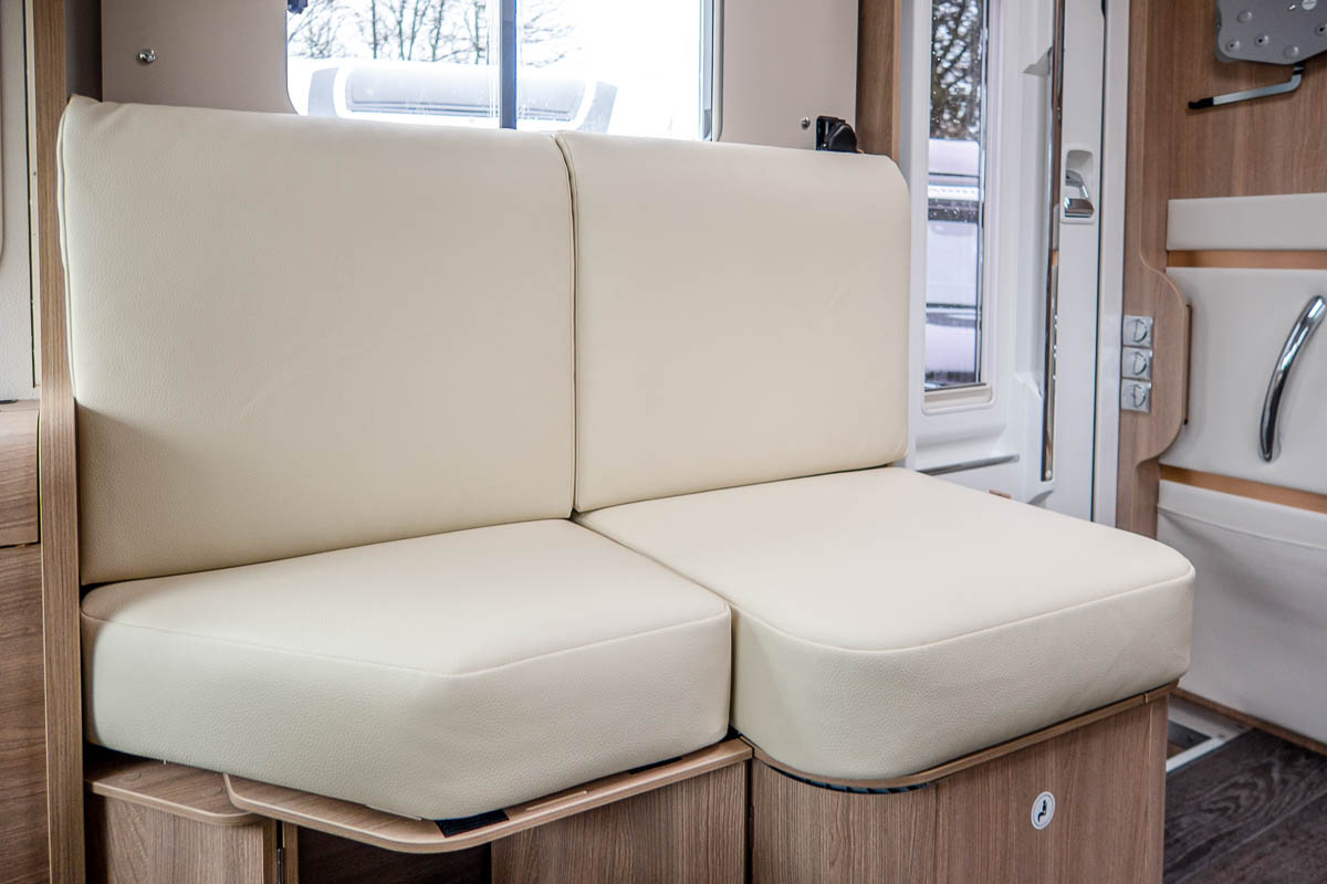 6CC8BE 12 2024 Laika Ecovip4112DS ZFA25000002X97958